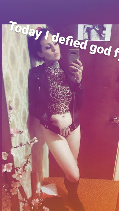 saatanaleerose profile