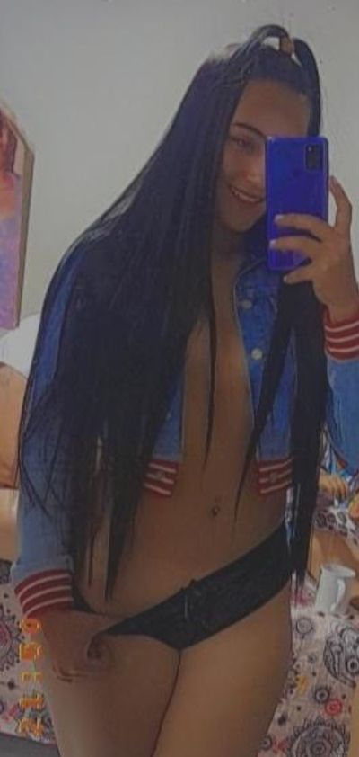 Laura Castro thumbnail