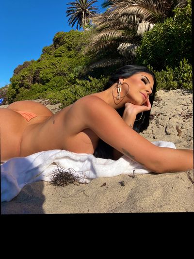 taylornicolechambers thumbnail