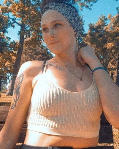 baby.dee2001 thumbnail