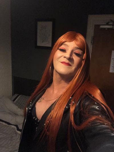 gloria_hesafan profile