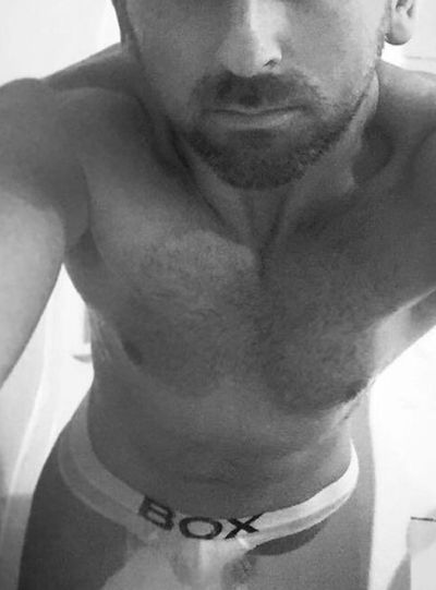 hunkyguy2.0free thumbnail