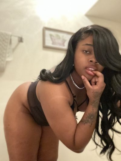 yungmamii216 profile