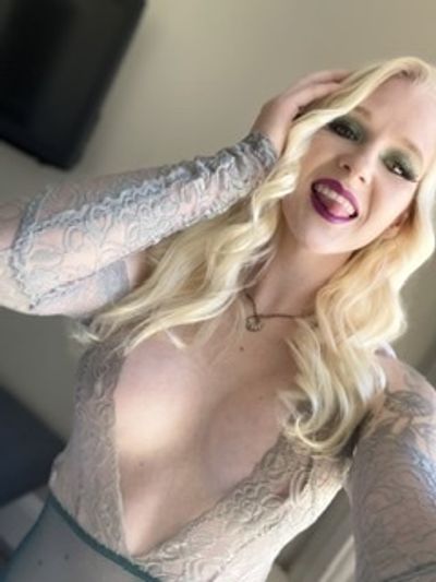 savvylee_modeling profile