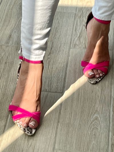 ale_essentialsandheels thumbnail