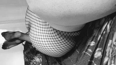 morticia_black thumbnail