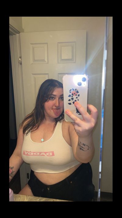 Foxy Nadine 🤤 profile