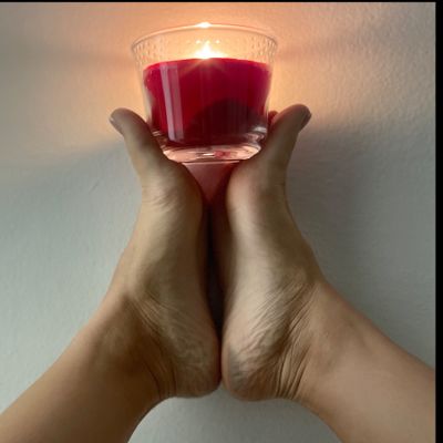 redvelvetfeet111 profile