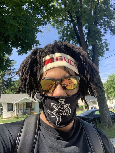 Frank the tank profile