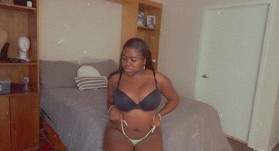 longdongbaddie profile