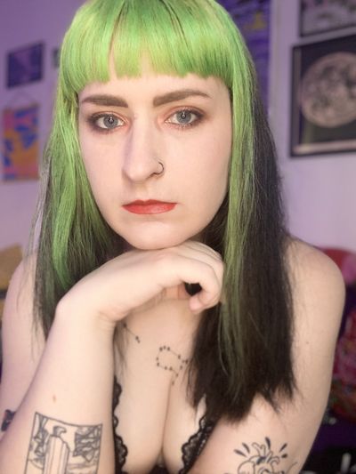 thatone.grrl thumbnail