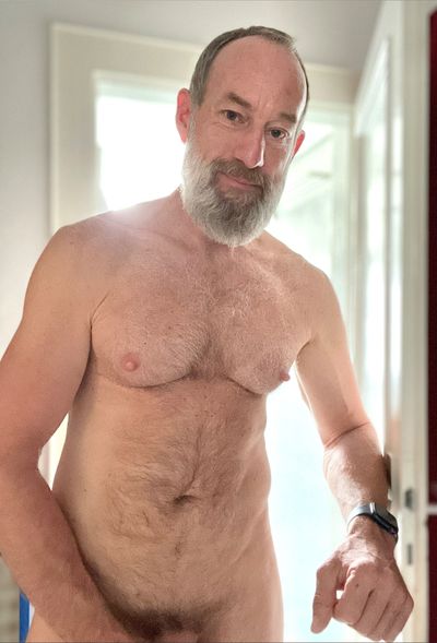 mature-hairy profile