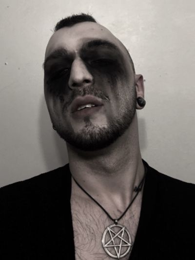 sunday_addams profile