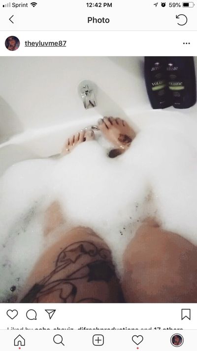 Ashley cakes thumbnail