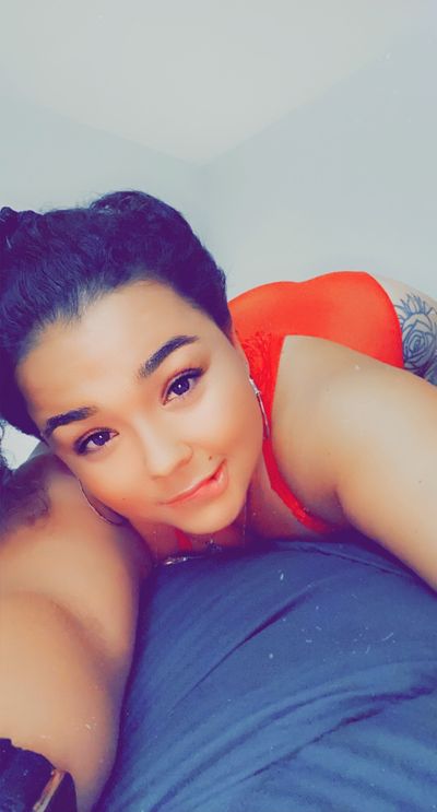 anna_martinet_free thumbnail