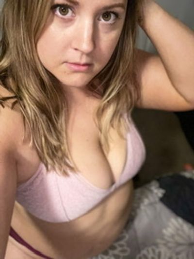 Hornybunni23 profile