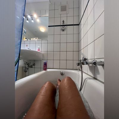 mollytheworker thumbnail