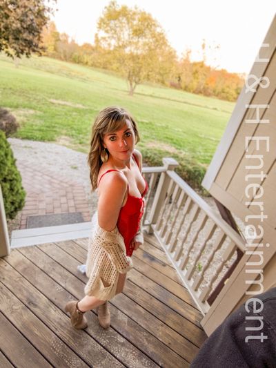 hollyhugh37913 profile