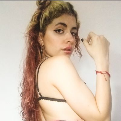 sheylafarhat profile