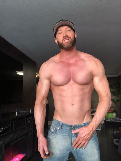 Your 𝐅𝐑𝐄𝐄 𝐒𝐄𝐂𝐑𝐄𝐓 𝐃𝐀𝐃𝐃𝐘 😈🍆💦 profile