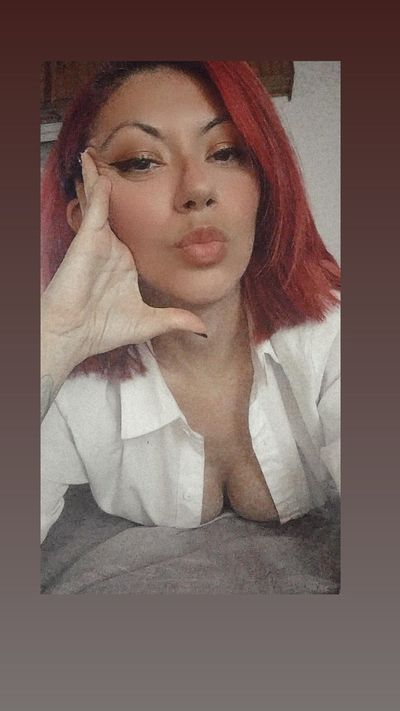 rebecascarlet profile