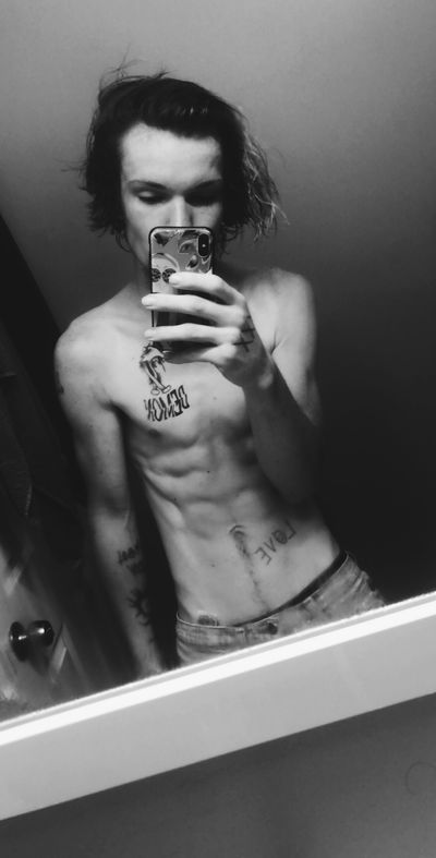 wadeswienerisbig profile