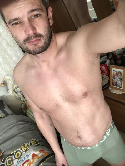 carlosss87 profile