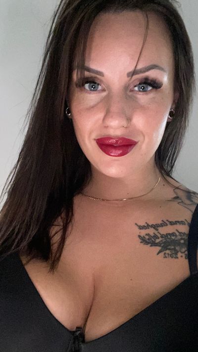 mikala_nielsen profile