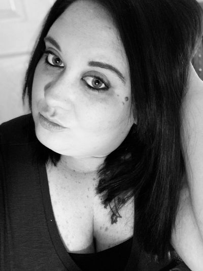 𝑀𝑜𝑜𝓃 𝑀𝑜𝑜𝓃𝓁𝒾𝑔𝒽𝓉 profile