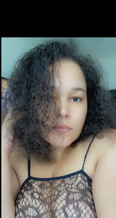 misskhloe555 thumbnail