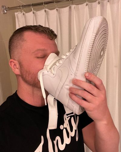 SLCSneakerLicker thumbnail