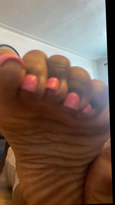 prettydescrete thumbnail