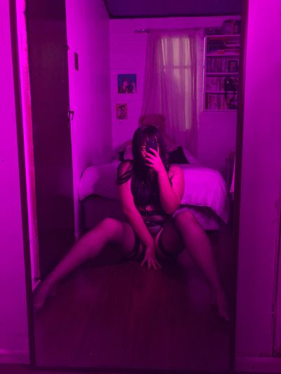 lia_hilary thumbnail