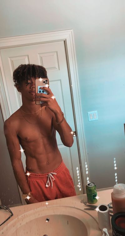 kahmari_official profile