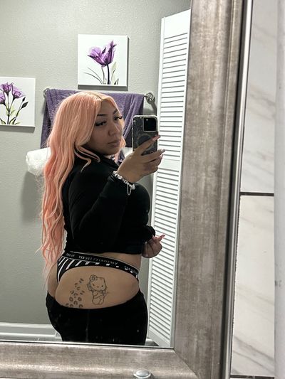 The Real Lauryn Nicole profile