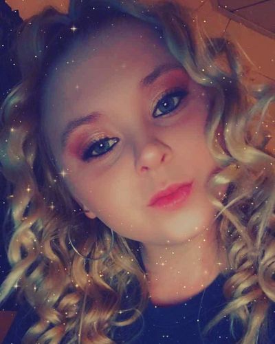 lovelyyblondieeeee profile