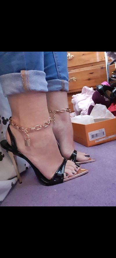 belle_tootsies1 thumbnail