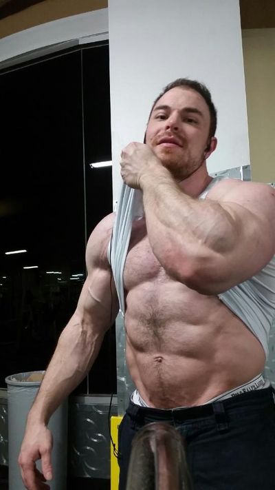 Muscle God Brendan profile