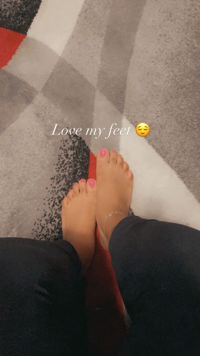 prettycuddlefeet thumbnail