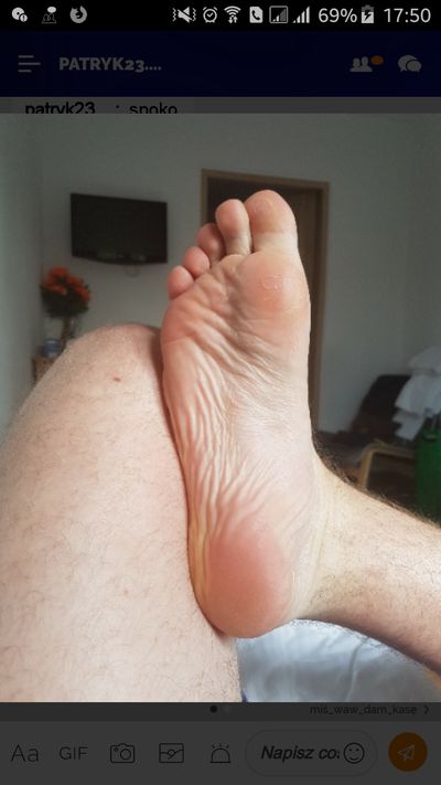 sneakgaypl thumbnail