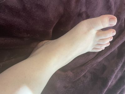 Crystal’s Feet thumbnail