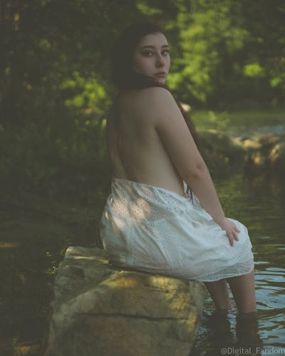 𝒮𝓉𝑜𝓃𝑒𝒹 𝒱𝑒𝑒 𝐹𝓇𝑒𝑒 👸🏻💋 profile