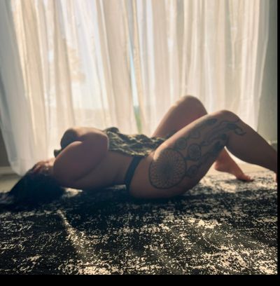 carlyvonwolfvip thumbnail