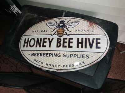 Honey Bee thumbnail