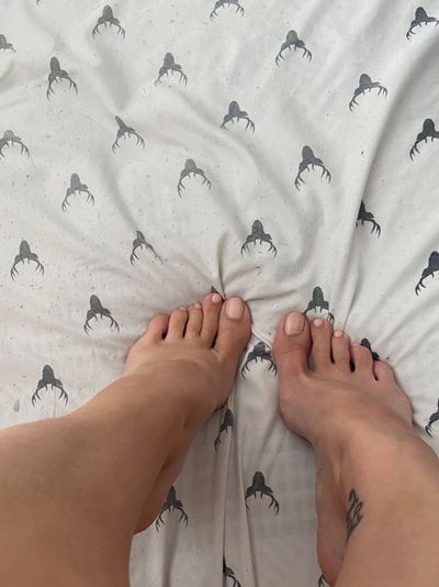 Cute Toes thumbnail
