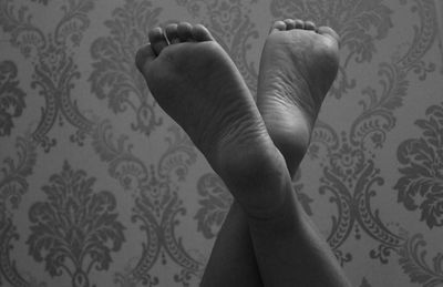 babyg.feet thumbnail