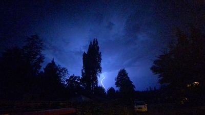 weird_chick147 thumbnail