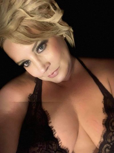 firstladya82 profile