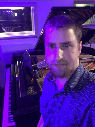 feet_guy08842 profile