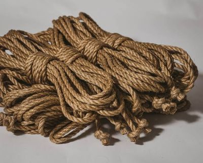 addictedtoropes thumbnail